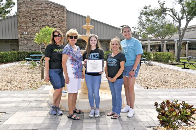 Lawrence Kearney Chapter of the DAR presents Youth Citizenship Awards